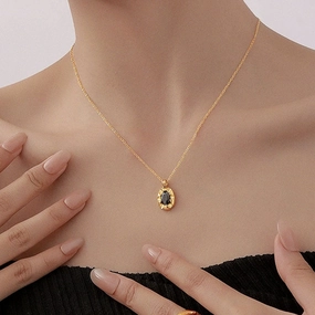 Wholesale Retro Simple Black Diamond Titanium Steel Clavicle Necklace