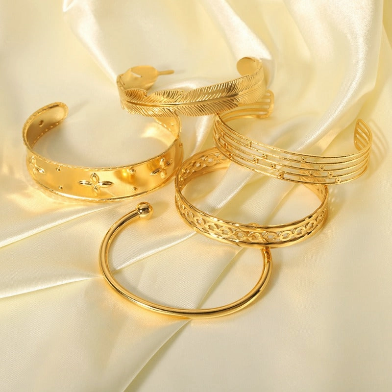 Wholesale Retro Stainless Steel Fashionable All-match Open 18K Gold-plated Non-fading Bracelet