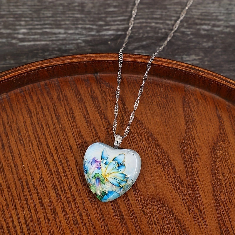 Wholesale Retro Style Small Fresh Butterfly Heart-shaped Necklaces