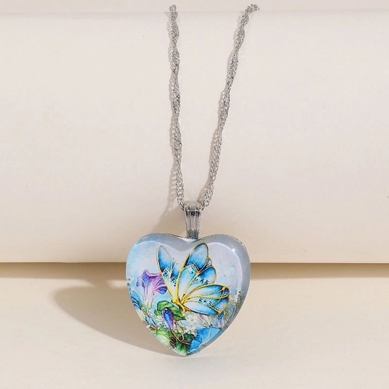 Wholesale Retro Style Small Fresh Butterfly Heart-shaped Necklaces
