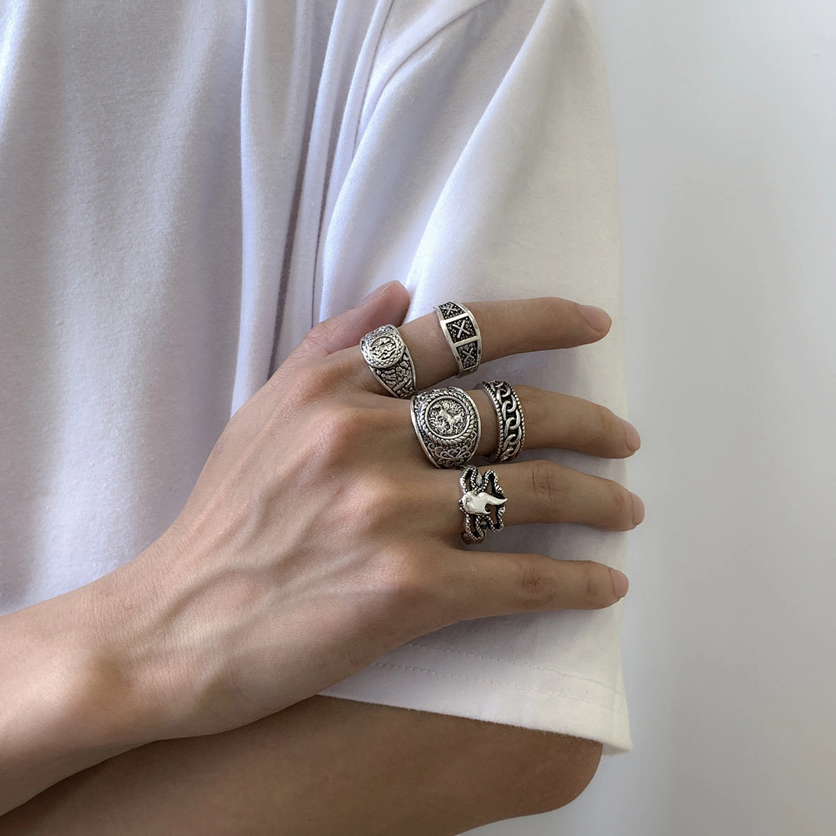 Wholesale Retro Totem Geometric Men's Metal Ring 5-Piece Set
