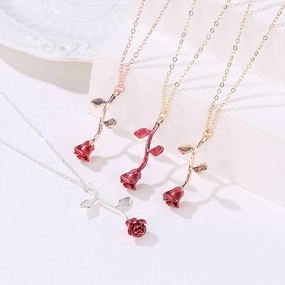 Wholesale Romantic Valentine's Day Rose Stereo Flower Pendant Collarbone Chain