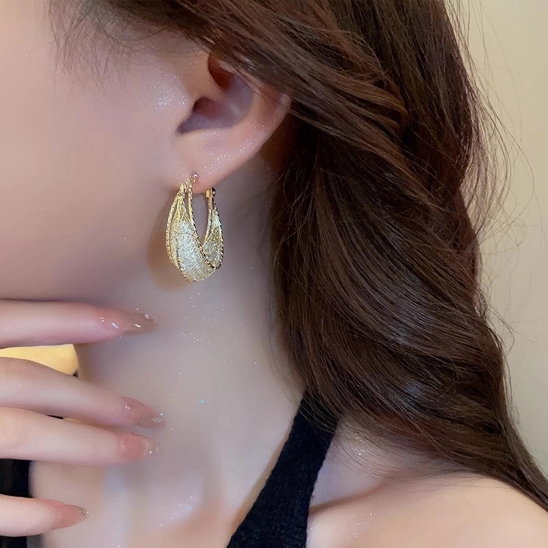 Wholesale S925 Metal Hollow Earrings