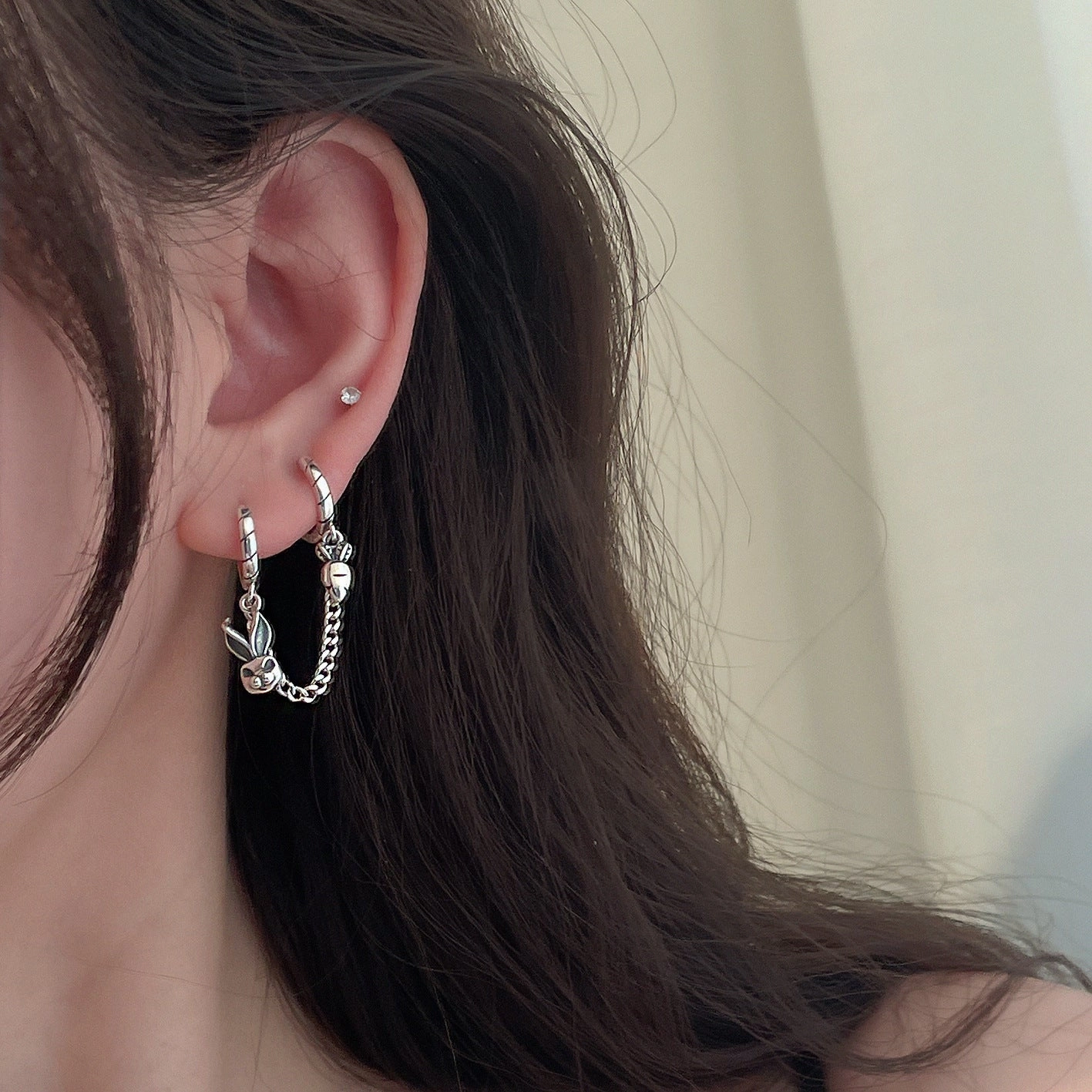 Wholesale s925 sterling silver rabbit carrot single conjoined ear bone double minority ear buckle