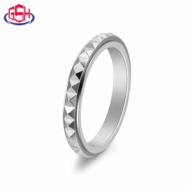 Wholesale Side Pyramid Rotatable Rings