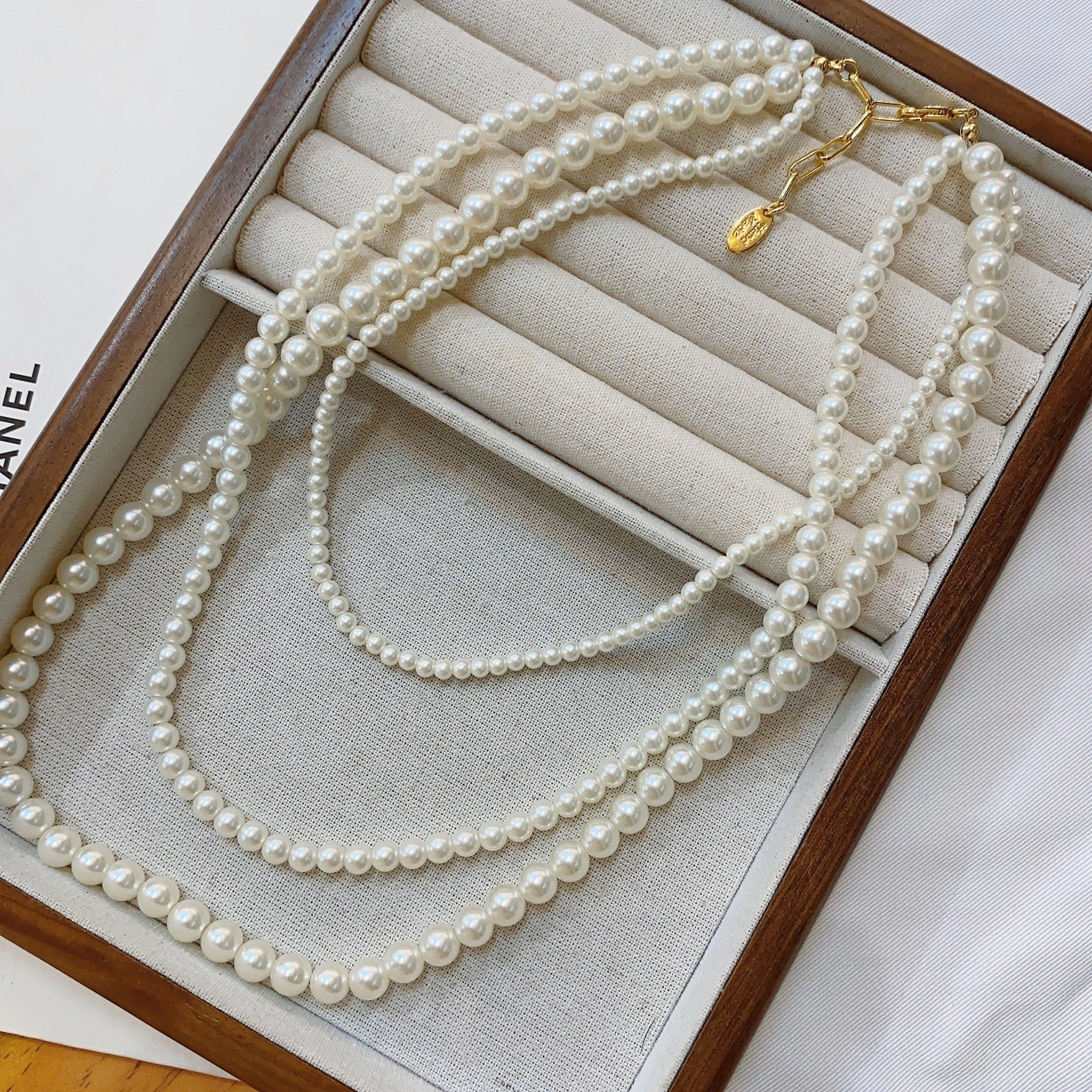 Wholesale Silver Grey Round Pearl Sweater Necklace