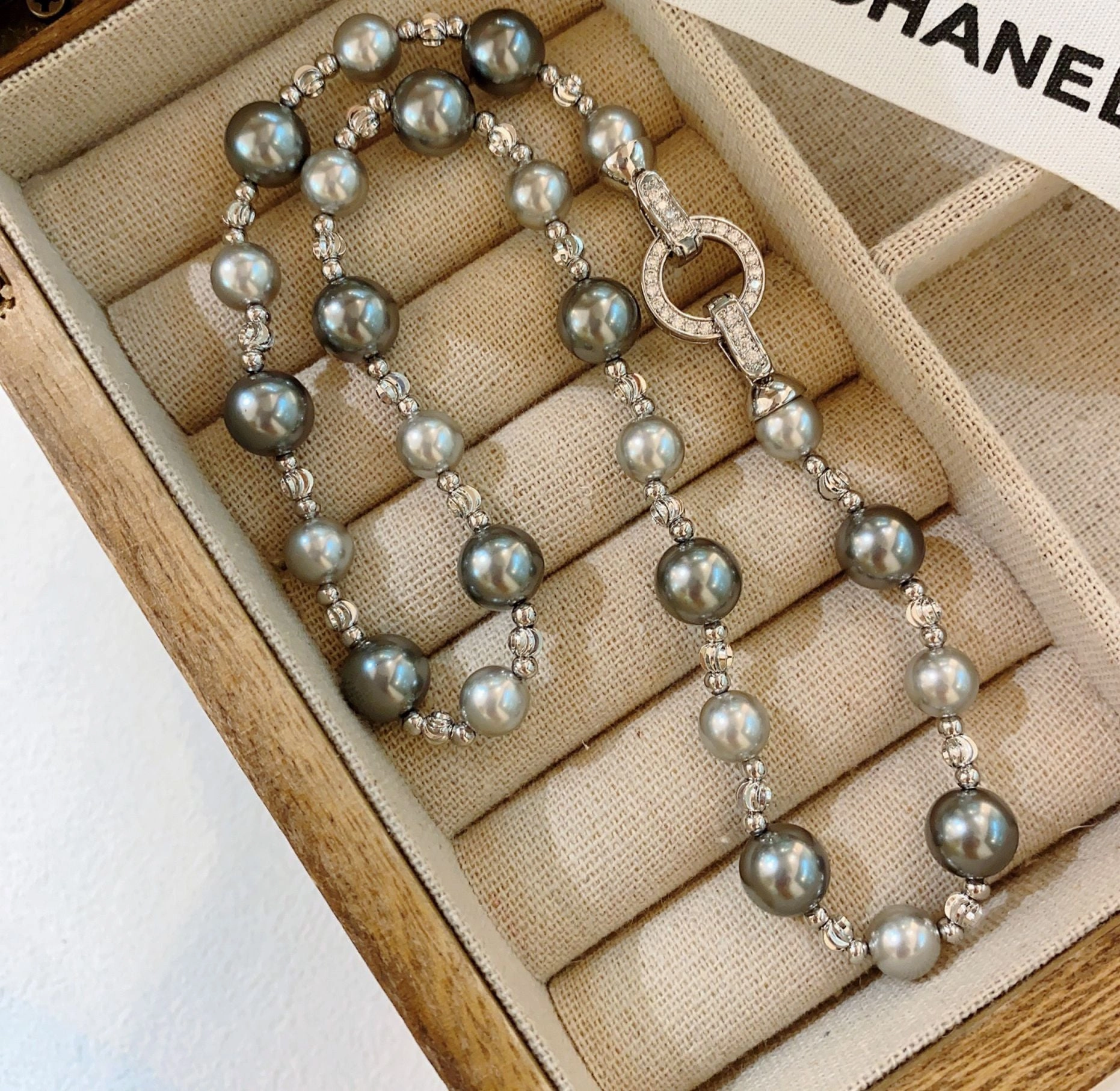 Wholesale Silver Grey Round Pearl Sweater Necklace