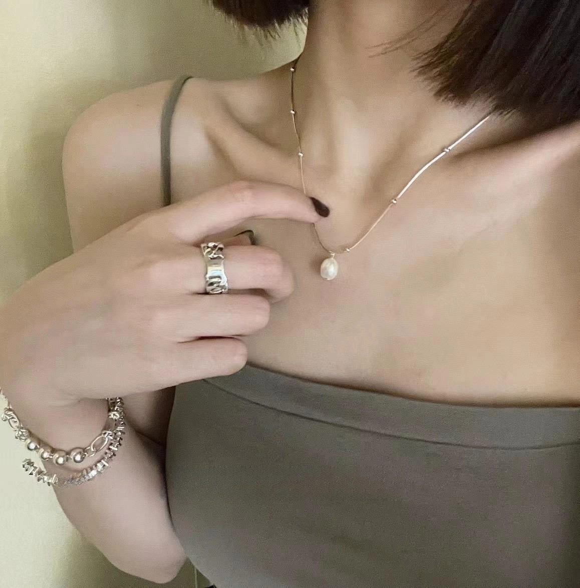 Wholesale Silver natural freshwater pearl necklace clavicle chain
