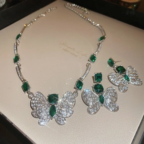 Wholesale Silver Needle Diamond Butterfly Emerald Square Earrings Necklace Set
