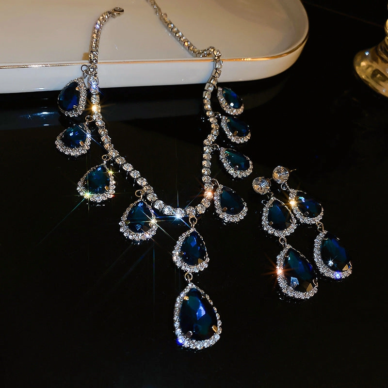 Wholesale Silver Needle Teardrop Diamond Sapphire Blue Earrings and Necklace Set