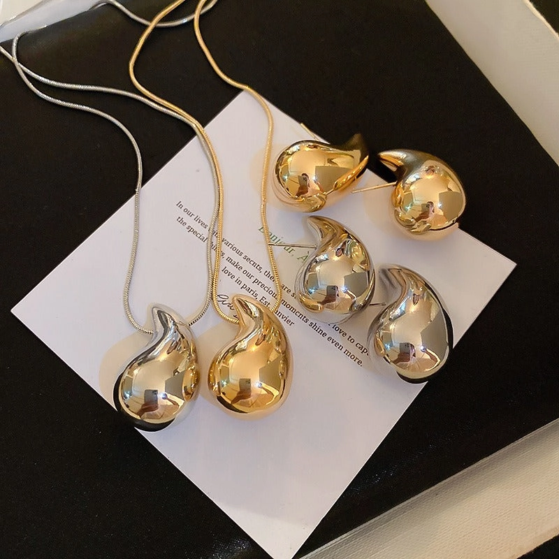 Wholesale Silver Needle Water Drop Simple Fashion Earrings Necklace Set
