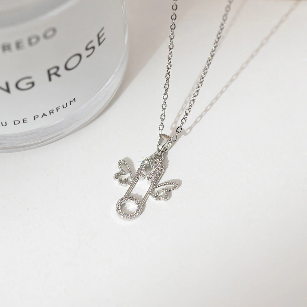 Wholesale Simple and Color Preserving Titanium Steel Women's Versatile Niche High End Exquisite Light Luxury Versatile Simple Necklace