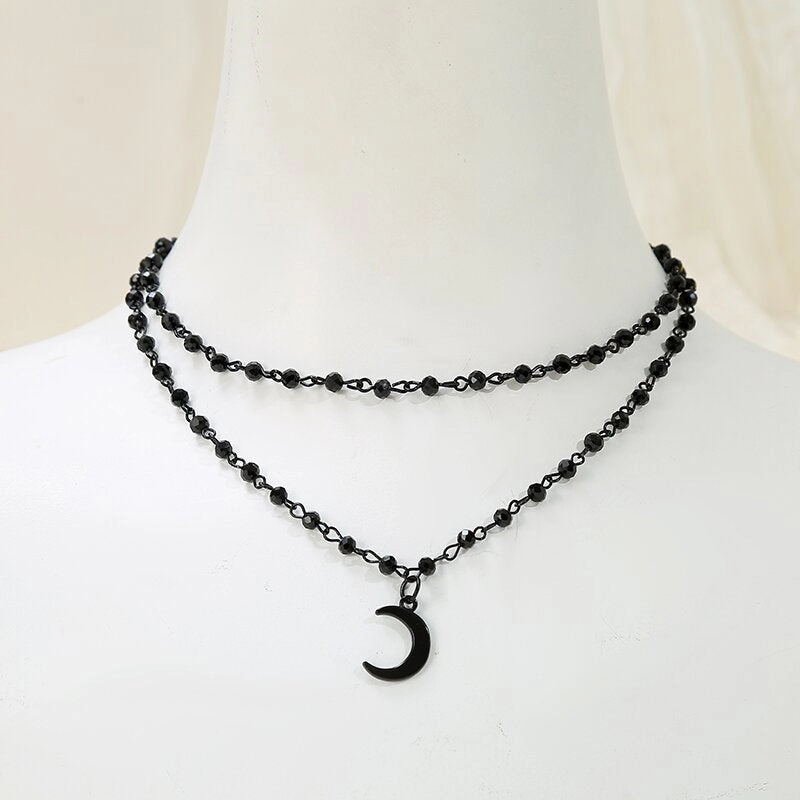 Wholesale Simple Design Sense Niche Star Tassel Crescent Necklace