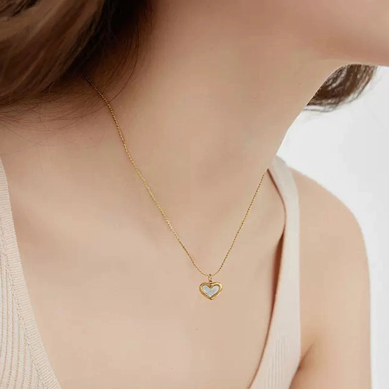 Wholesale Simple French Heart Titanium Steel Necklace