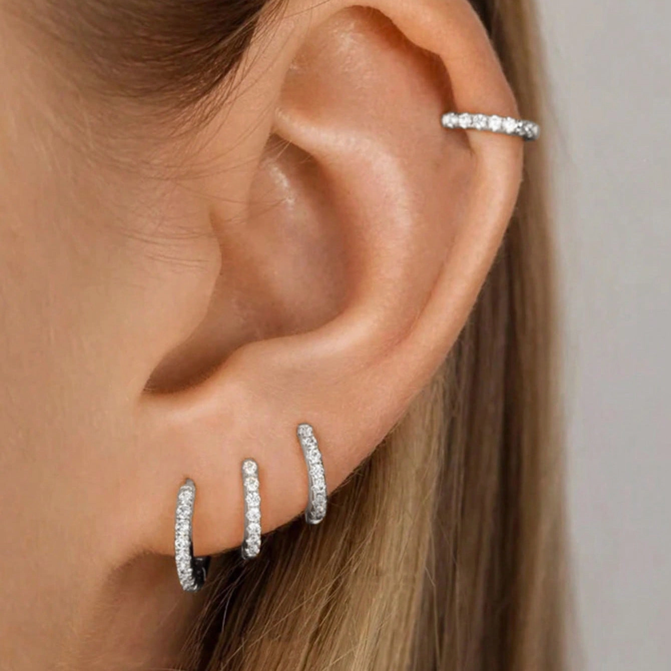 Wholesale Simple large earrings, high-end niche