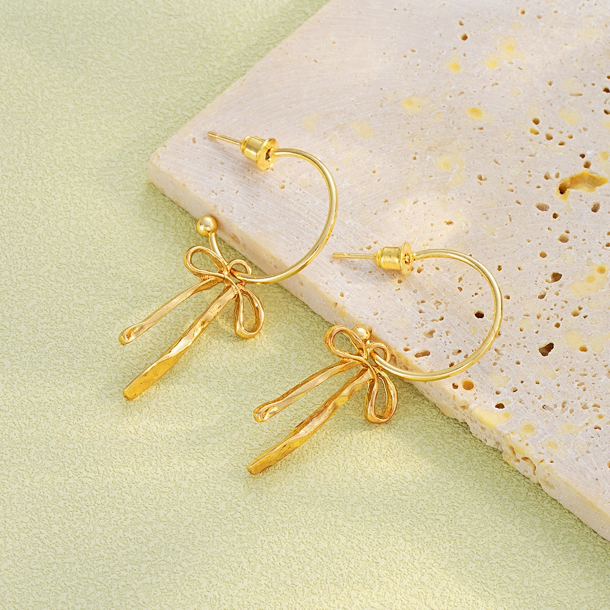 Wholesale Simple niche creative temperament bow tassel earrings
