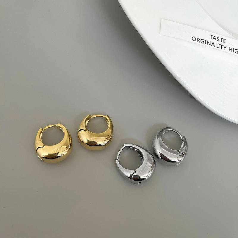 Wholesale Simple oval silver needle earrings