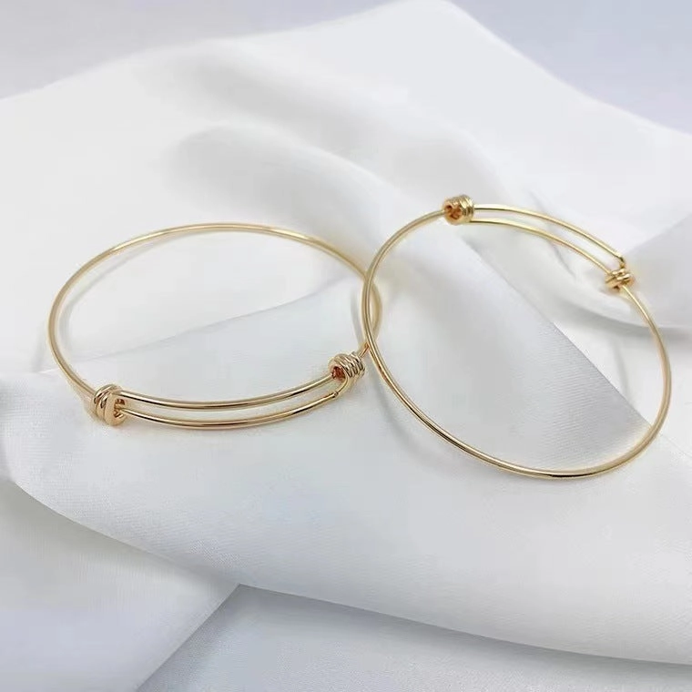 Wholesale Simple Titanium Steel Plated 18K Gold Round Adjustable Wire Bracelet