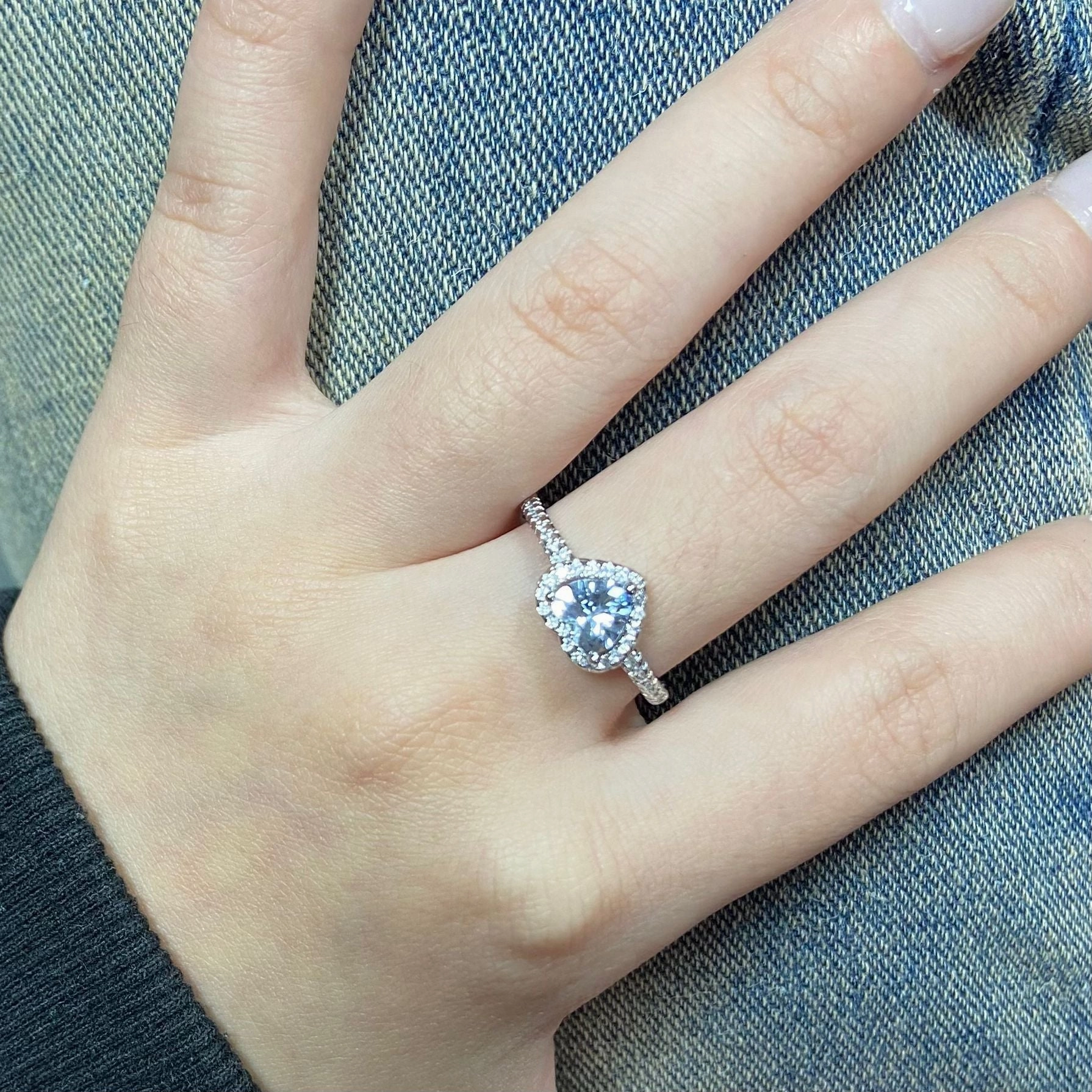 Wholesale Simulated Moissanite Round and Square One Carat Ring