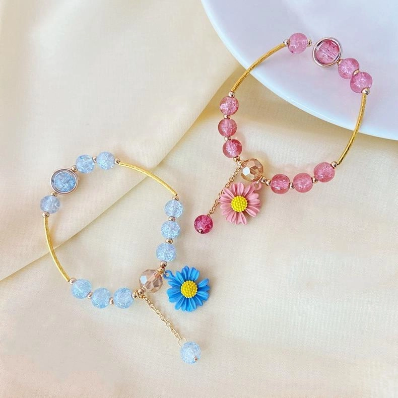 Wholesale Small Fresh Daisy Bracelet