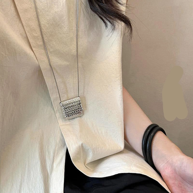 Wholesale Small personality cold style long sweater chain