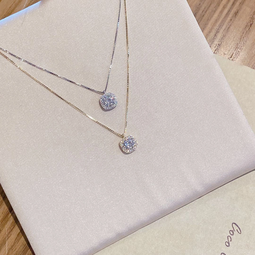 Wholesale Small Square Diamond Flash Diamond Necklace Female Niche Design Sense Light Luxury Elegant Simple Clavicle Chain High Sense