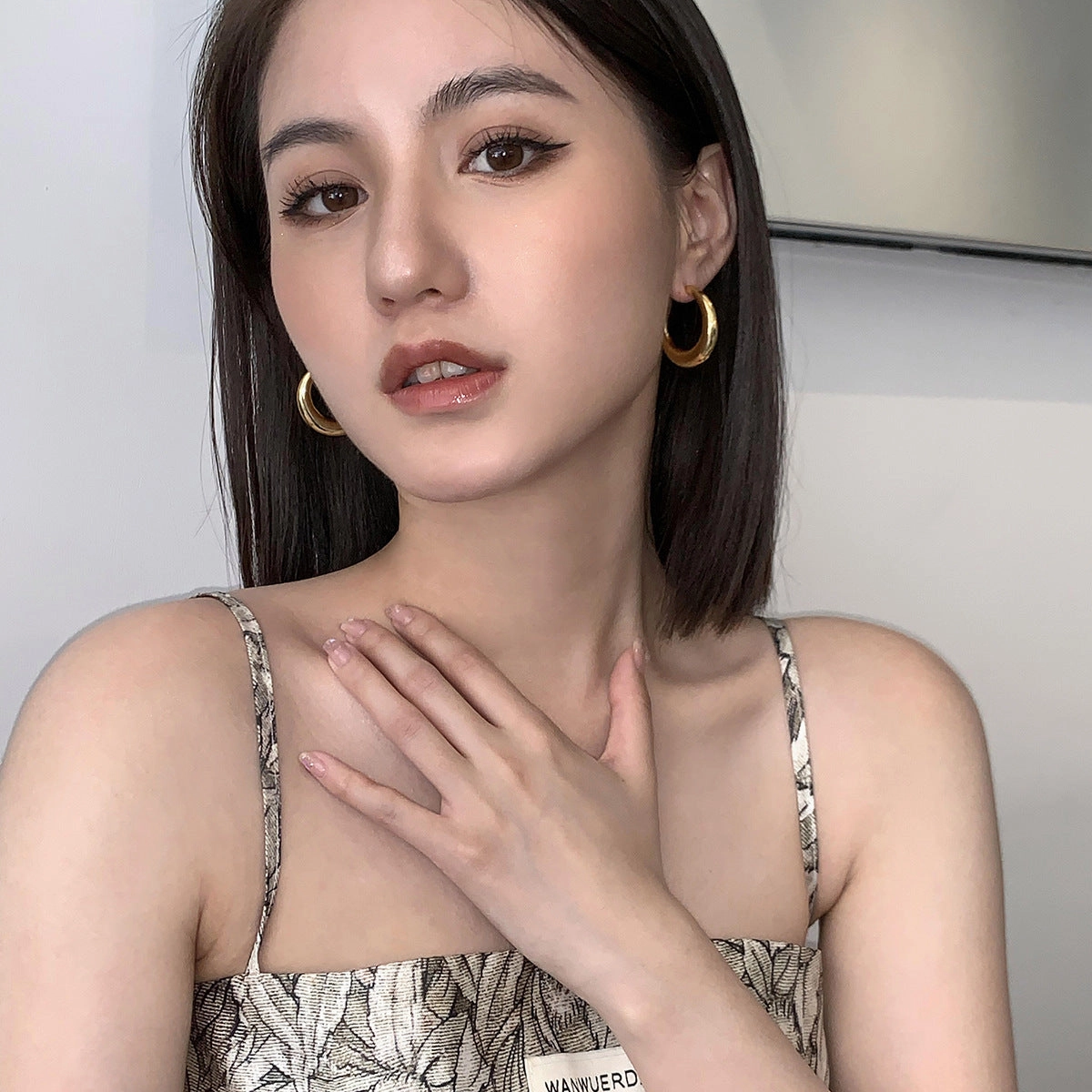 Wholesale Smooth cold style metal circle silver needle s925 silver Earrings