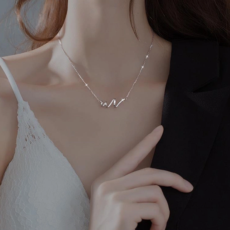 Wholesale Snake-shaped Geometric Spiral Wave Necklace Female Niche Design Sense Clavicle Chain Cold Fashion Cyber Celebrity Clavicle Chain