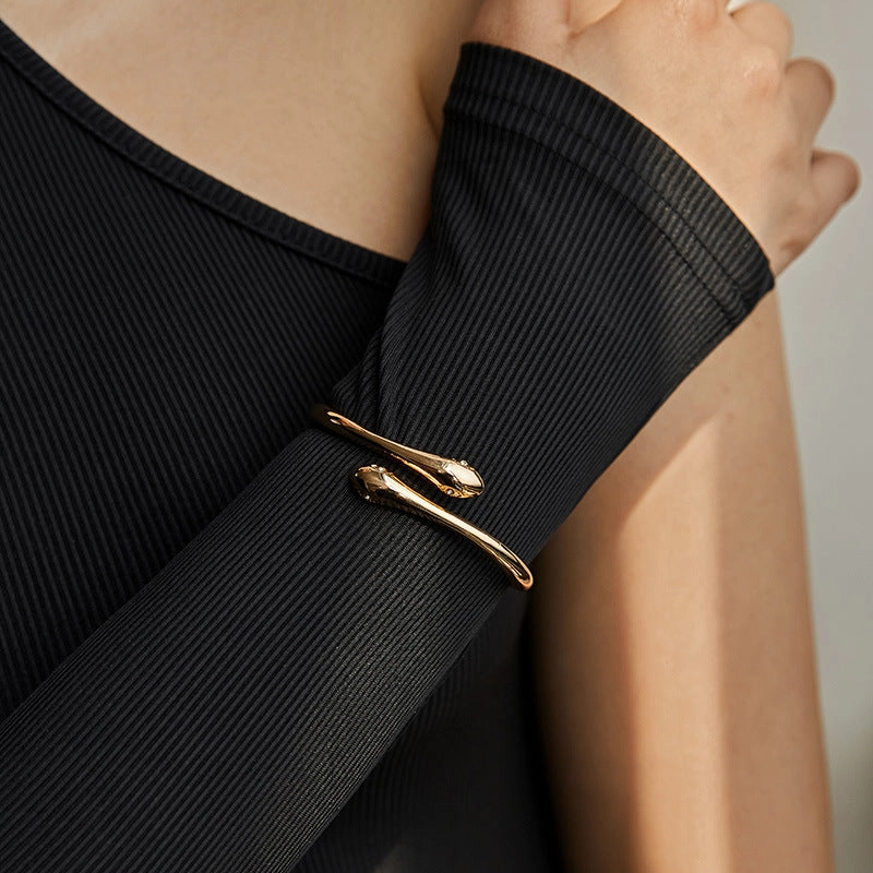 Wholesale Snake-shaped Open Metal Texture Bracelet