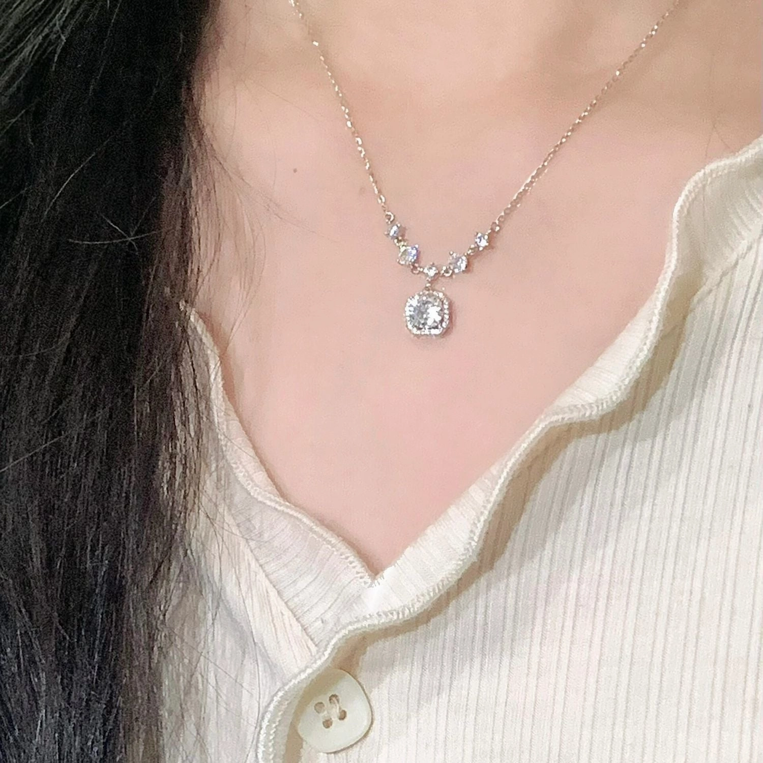 Wholesale Square Diamond Zircon Necklace Women's Simple Light Luxury Pendant Collarbone Chain Tanabata Valentine's Day Gift