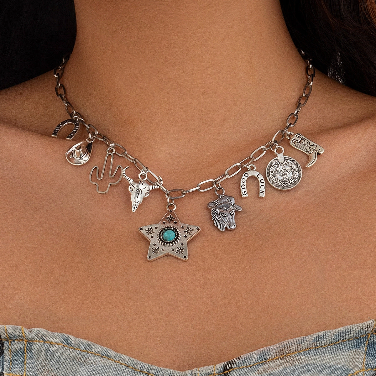 Wholesale Stacked Bull Head Western Style Short Clavicle Chain Maillard Retro Ethnic Imitation Turquoise Necklace
