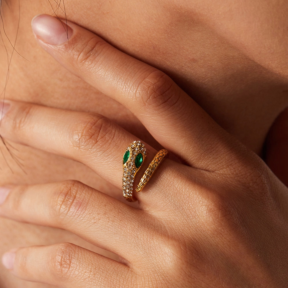 Wholesale Stainless Steel 18K Gold Plated Serpentine Zircon Ring