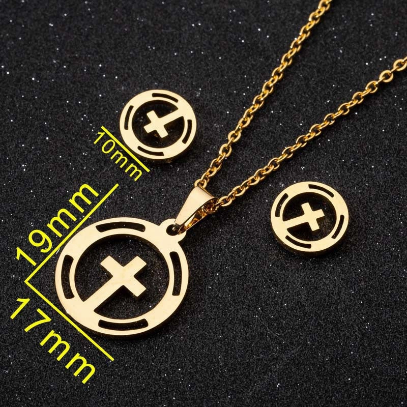 Wholesale Stainless Steel Coconut Hollow Pineapple Thousand Paper Crane Necklace Set