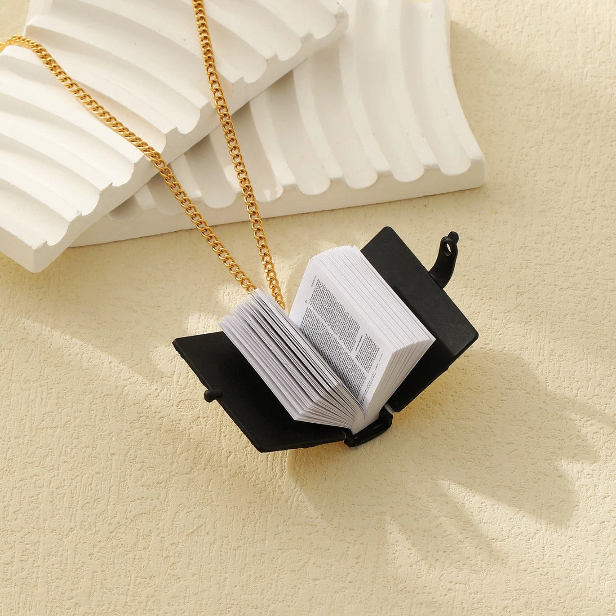 Wholesale stainless steel gold Bible cross necklace gift ladies jewelry