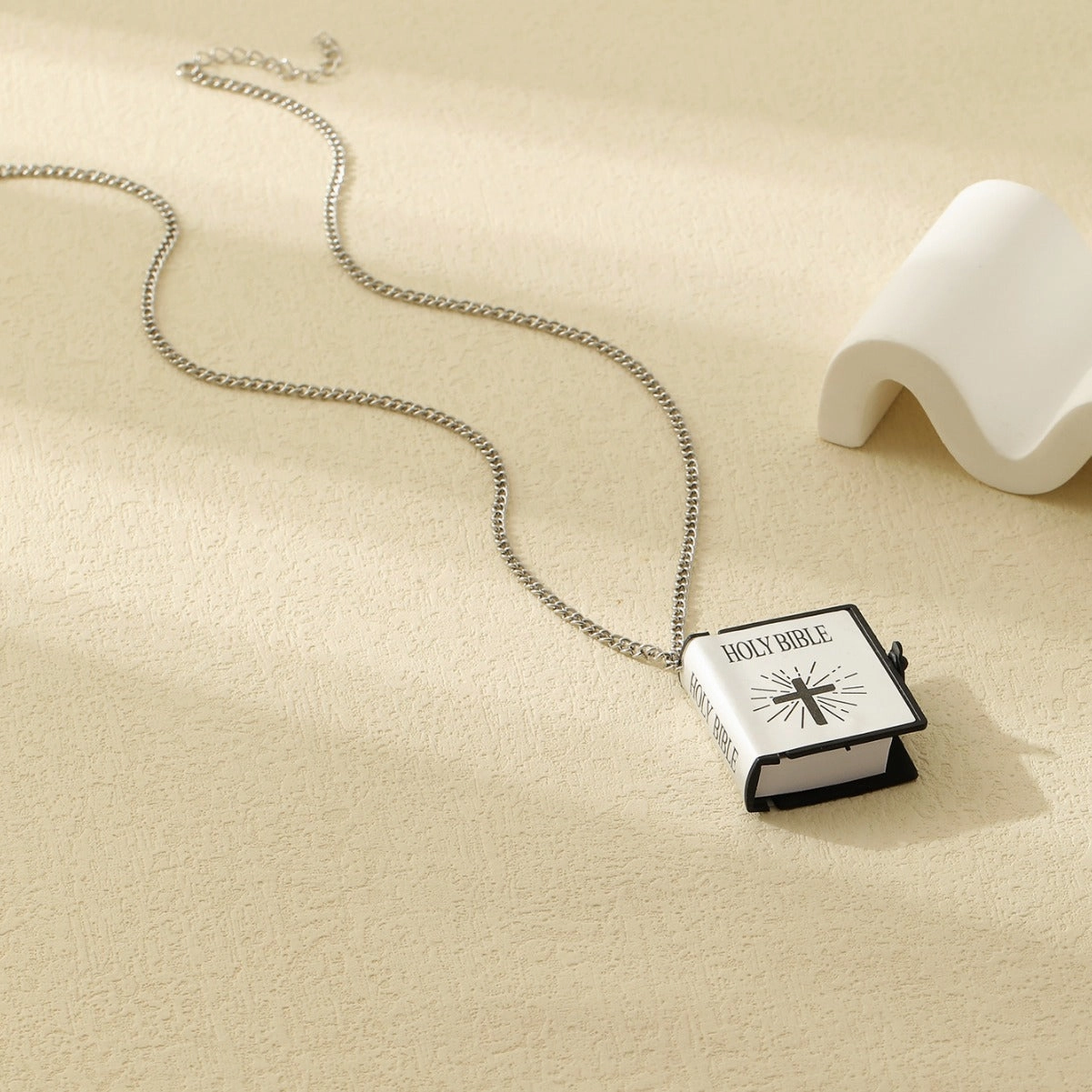 Wholesale stainless steel gold Bible cross necklace gift ladies jewelry