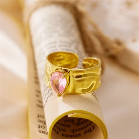 Wholesale Stainless Steel Gold Pink Zircon Hammer Pattern Wide Face Ring