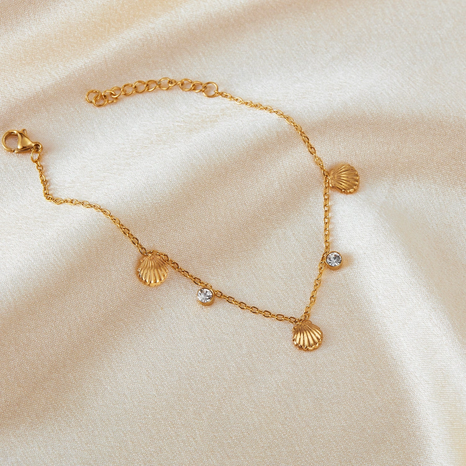 Wholesale Stainless Steel Gold-plated Bracelet Fashion Personality All-match Shell Accessories Zircon Jewelry