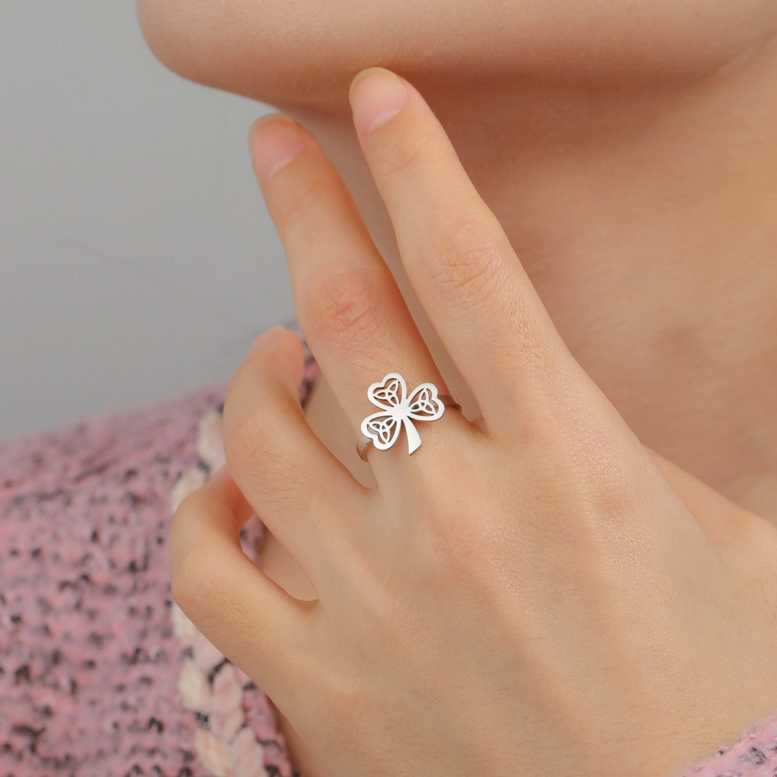 Wholesale Stainless Steel Hollow Celtic Knot Clover Ring