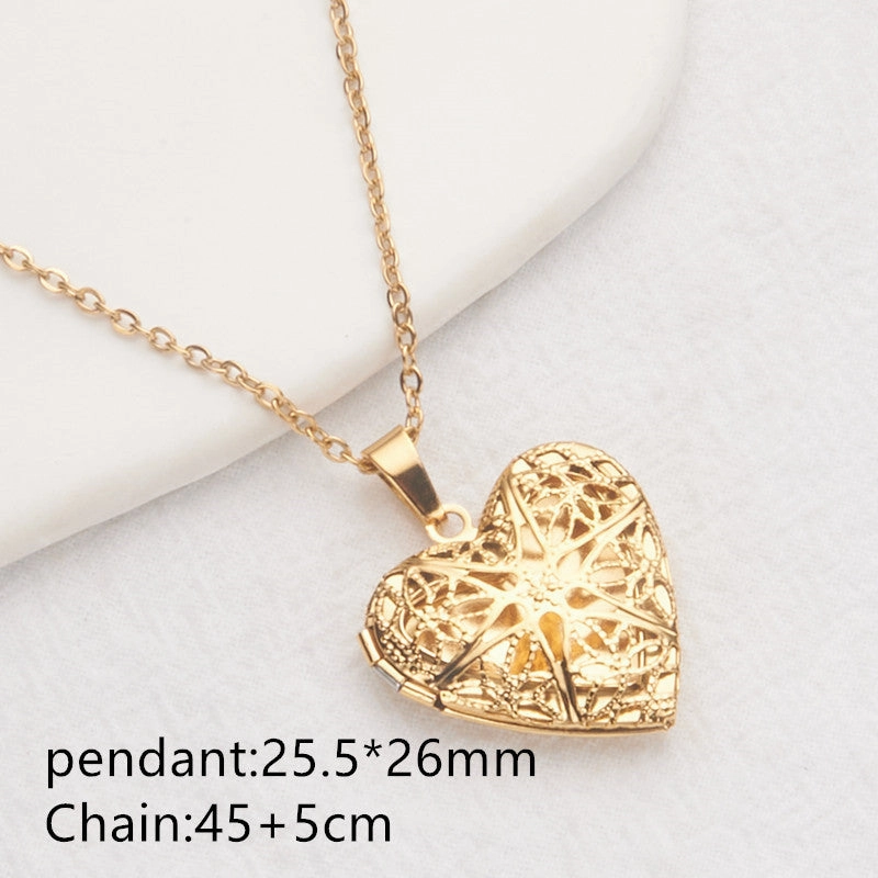 Wholesale Stainless Steel Necklace Gold Heart Pattern Frame Box Pendant O-Chain