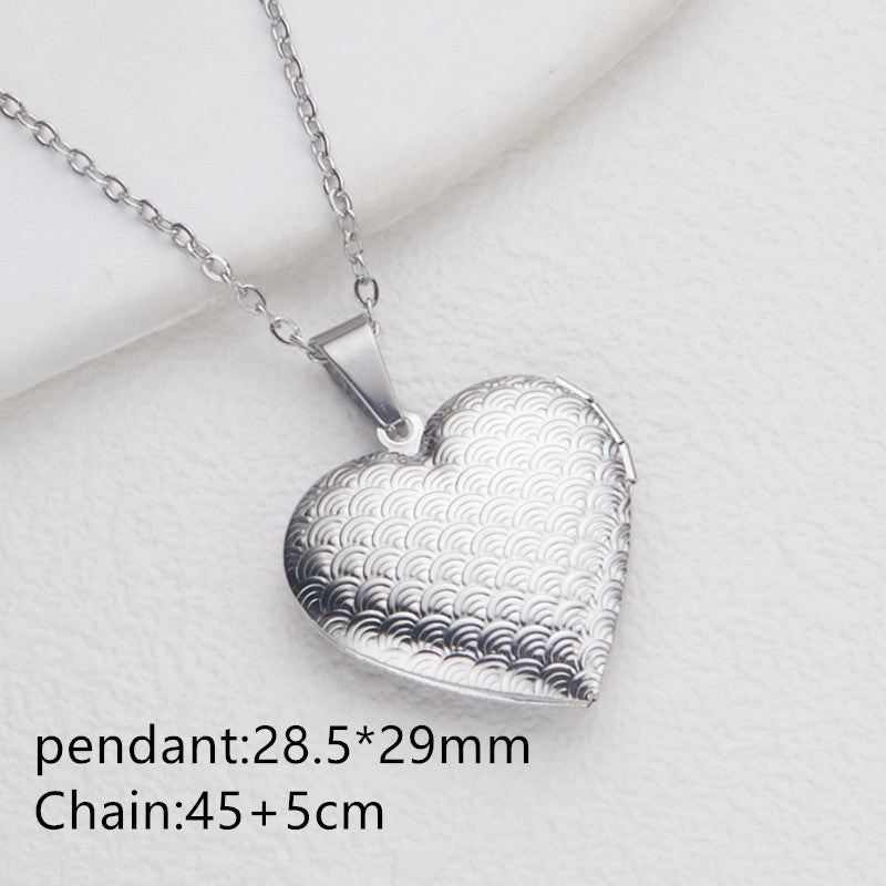 Wholesale Stainless Steel Necklace Gold Heart Pattern Frame Box Pendant O-Chain