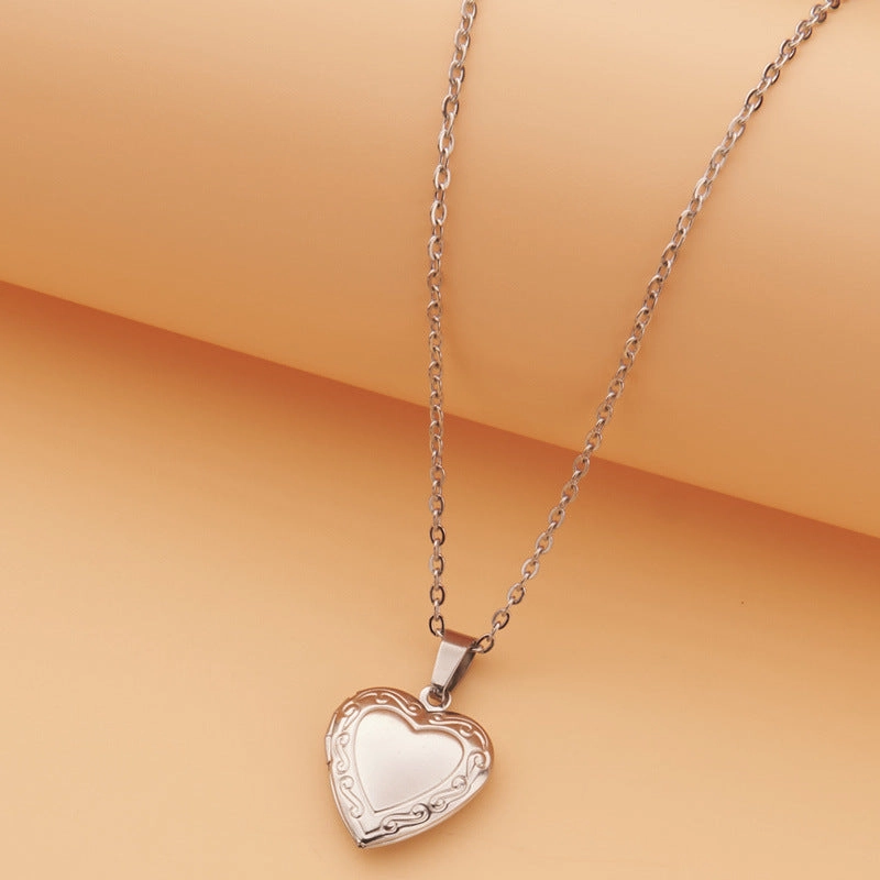 Wholesale Stainless Steel Necklace Gold Heart Pattern Frame Box Pendant O-Chain