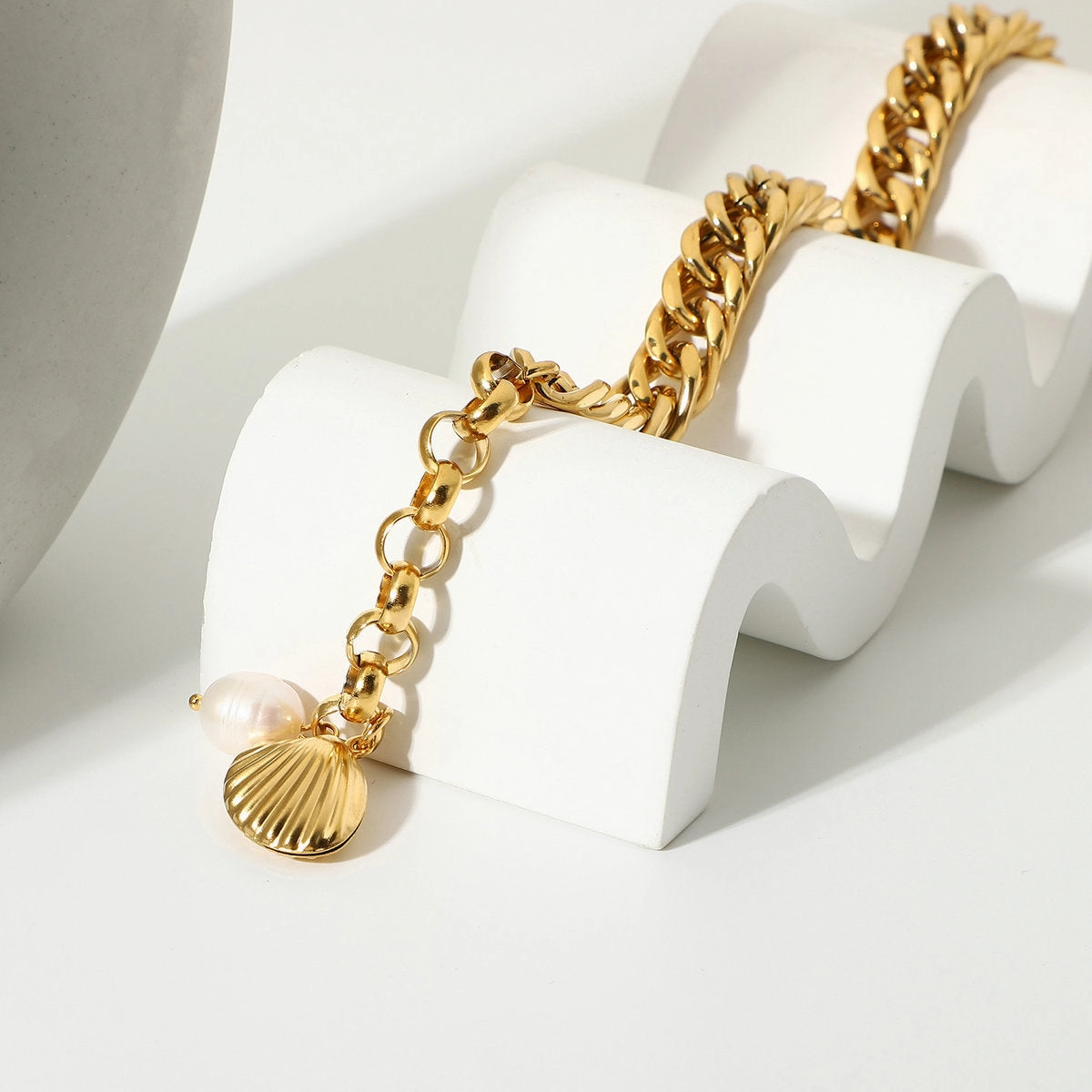 Wholesale Stainless Steel Pearl 18K Gold Plated Cuban Chain Bracelet