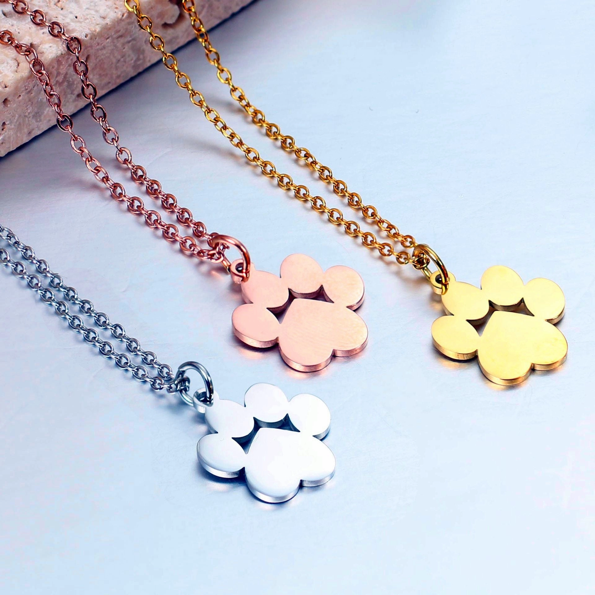 Wholesale Stainless steel pet cat and dog paw letter necklace
