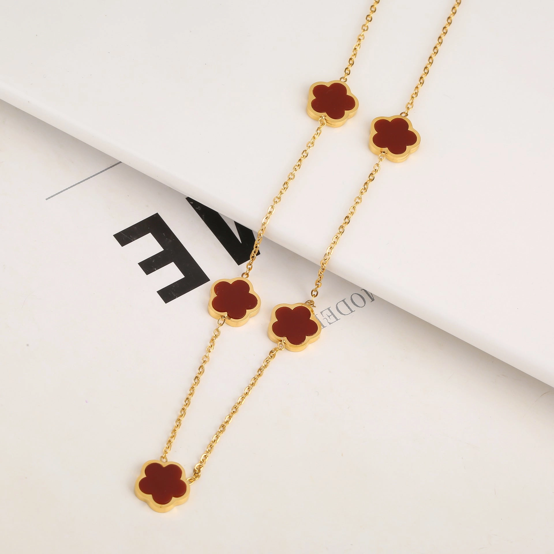 Wholesale Stainless Steel Plant Fritillaria Five Leaf Petal Bracelet Necklace Set