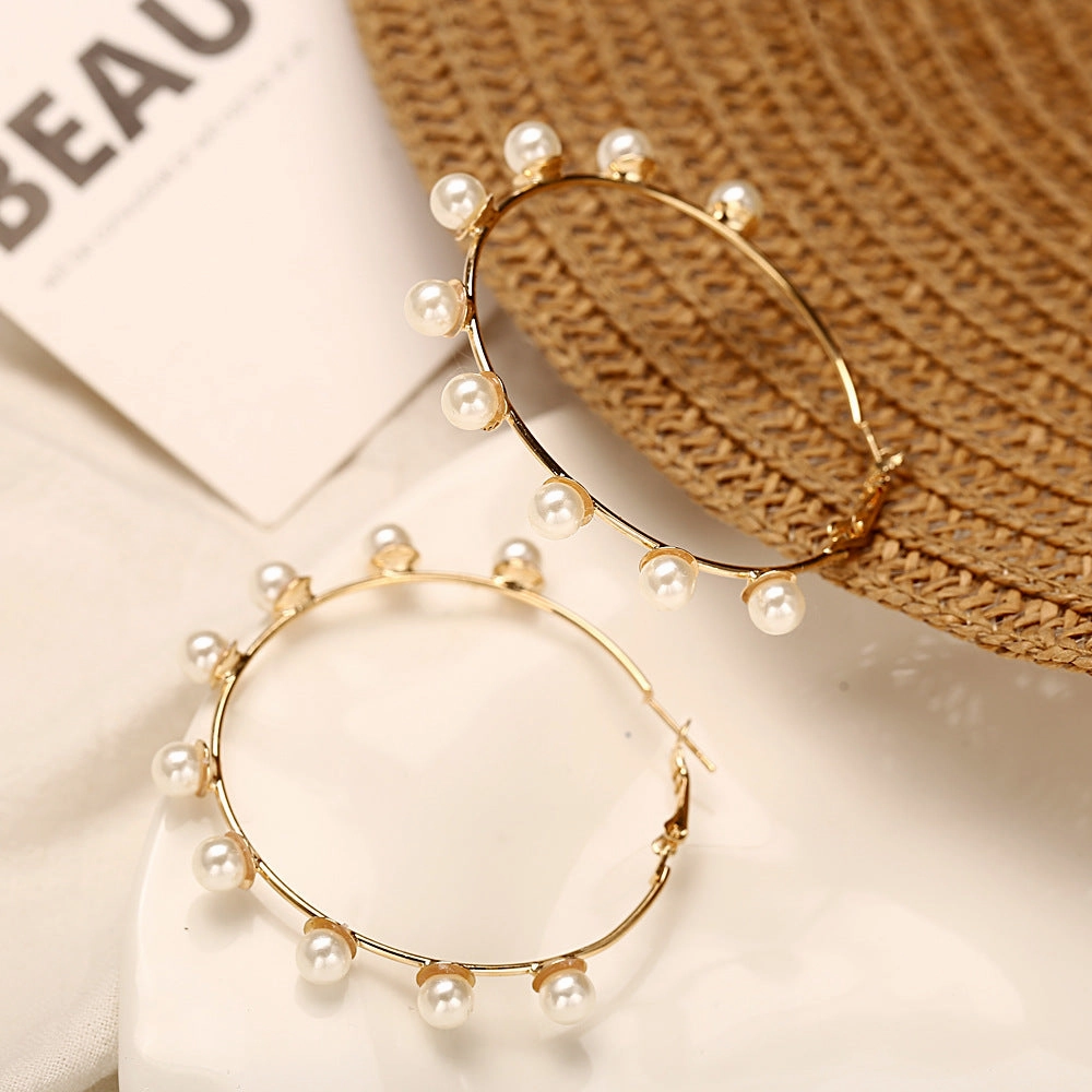 Wholesale Statemente Imitation Pearl Alloy Hoop Earrings
