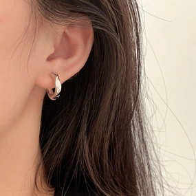 Wholesale Sterling Silver Irregular Mobius Earrings