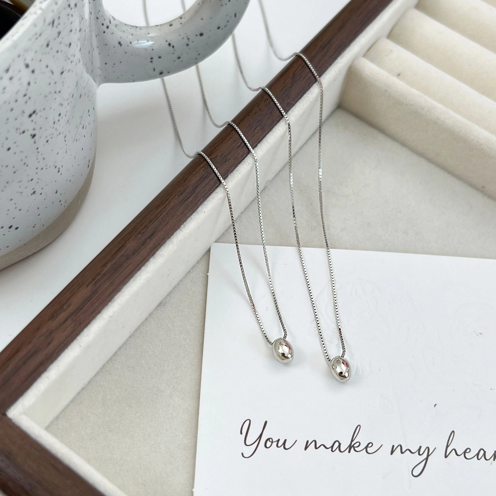 Wholesale Sterling silver small bean clavicle necklace