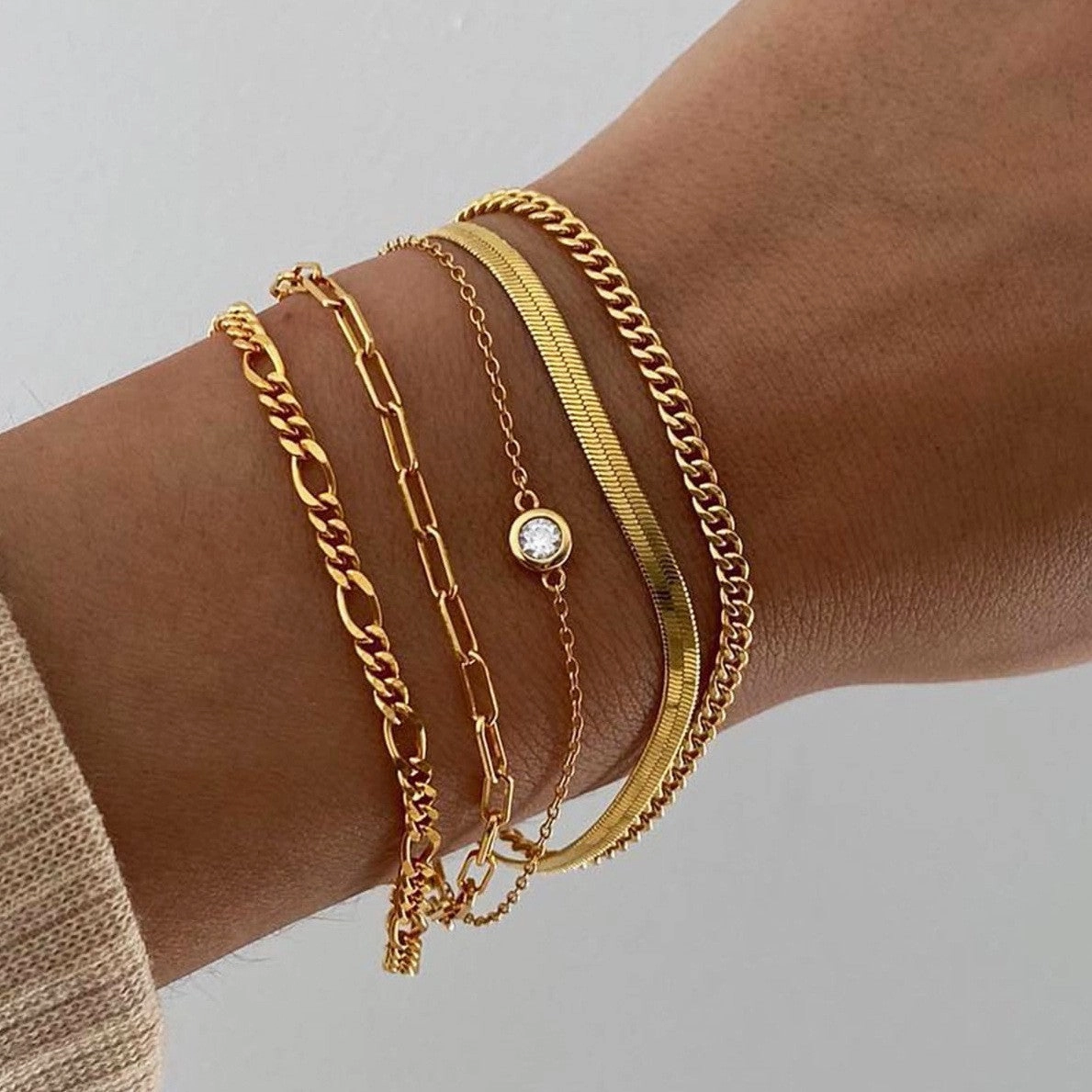 Wholesale suit Jewelry Personalized Bracelet New Alloy Combination Bracelet Six-piece Set