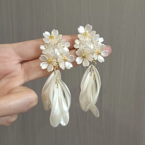 Wholesale Super fairy French jasmine flower exaggerated earrings long tassel earrings