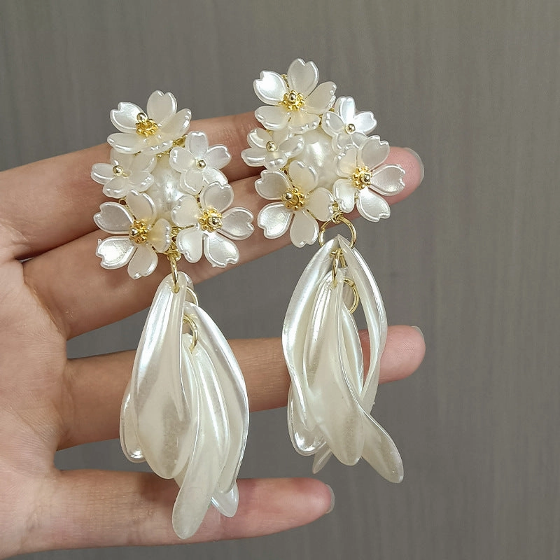 Wholesale Super fairy French jasmine flower exaggerated earrings long tassel earrings
